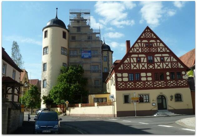 Fürstbischof Julius-Echter- Renaissanceschloss