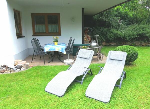 Ihre ruhige Terrasse