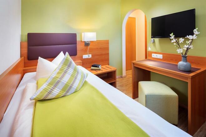Zimmer #210/220