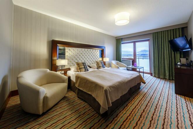 Deluxe Zimmer mit Balkon und Seeblick