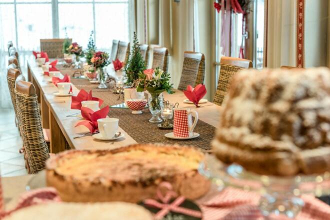 Kaffeeklatsch im Kaminstübchen