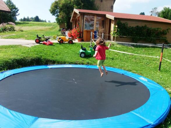 Trampolin springen macht Spaß