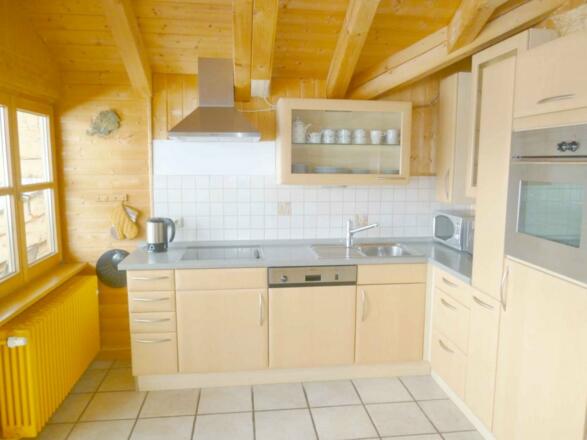 Fewo Grünten Küche mit E-Herd, Backofen, Spülmaschine, Mikrowelle, Kaffeemaschine, Toaster usw.