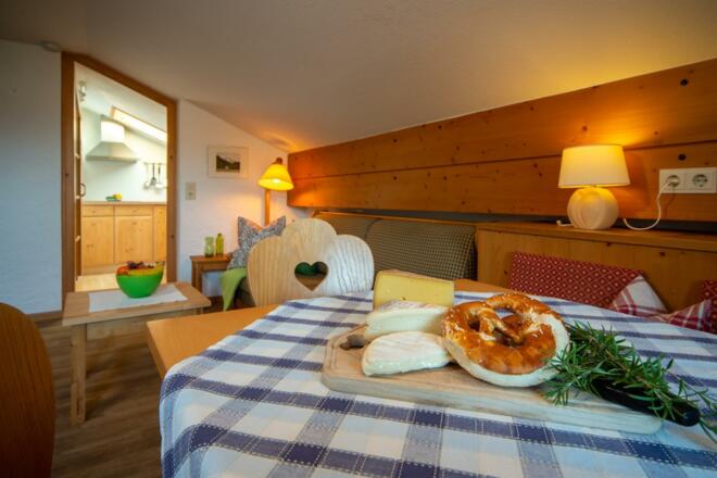 K-69102_FeWo-Schusternaegele-Wonraum_6501_©Tanner-