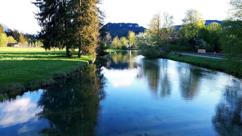 Grundbach 100 meter zu Fuß