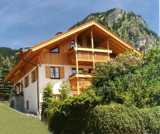 Unser Haus im Sommer