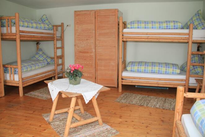 5er Zimmr (Bienenstock)