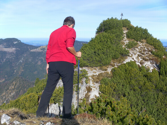 Gipfelanstieg vom Vorhügel