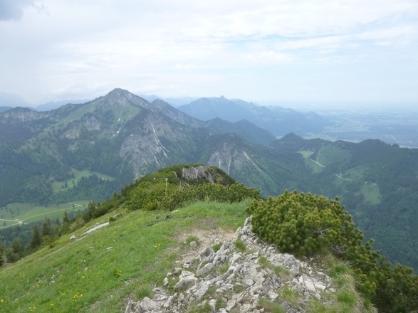 Blick vom Hochfelln zum Hochgern