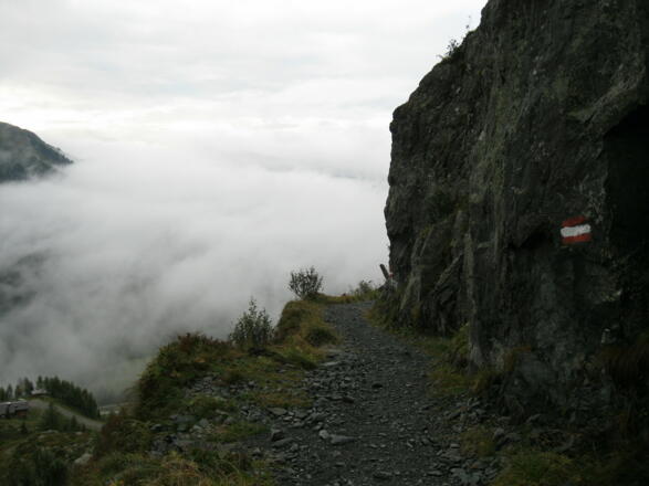 Vom Tilliacher Joch (2094 m) erreichen wir in Kürze ...