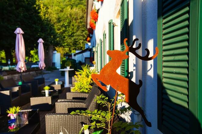 Gastgarten mit Brunnen