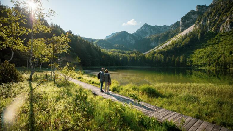 Frillensee mit Blick auf den Hochstaufen