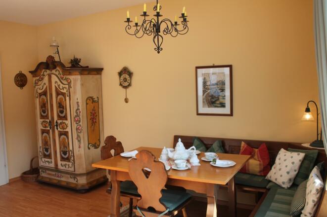 Essbereich im Wohnzimmer