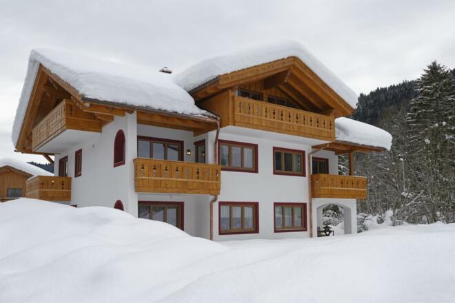 _HEX2366_FeWo_aussen-min