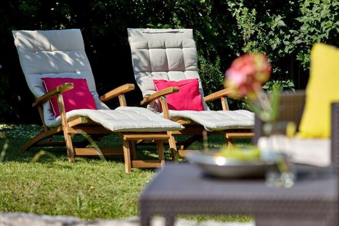 Garten mit Liegewiese (Bild 2)