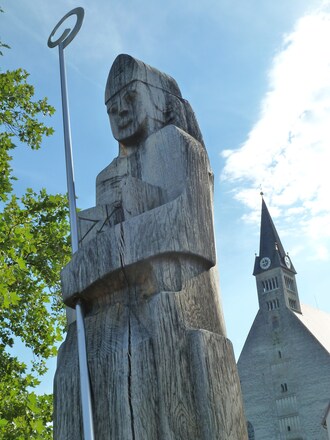 Hl. Rupert (2010) am Europasteg in  Laufen