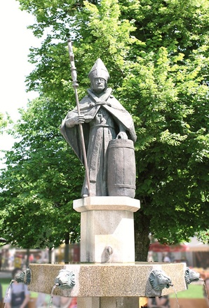 Maxplatz Traunstein: Rupertibrunnen
