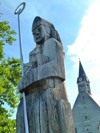 Hl. Rupert (2010) am Europasteg in  Laufen