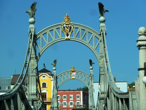 Jugendstil Länderbrücke über Salzach bei Laufen