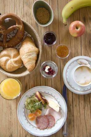 FruehstueckAufHolz