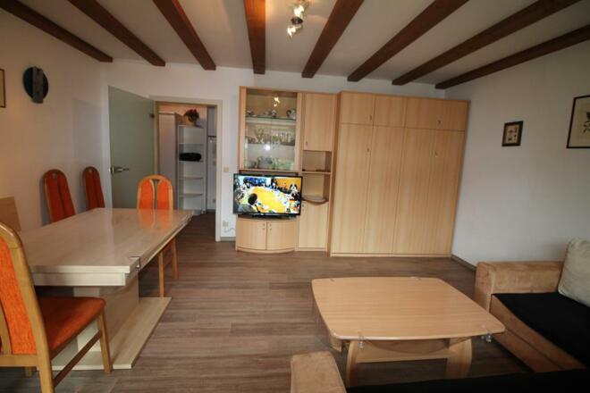 Wohnzimmer und Essbereich