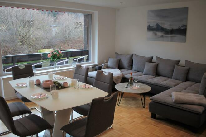 Essplatz im Wohnzimmer