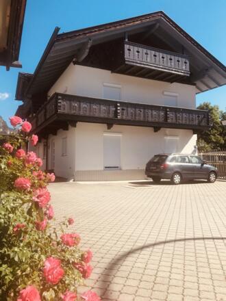 5CECF27E-66C1-4863-8EF0-61EE2D6D5A06