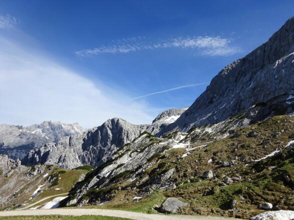 Blick durchs Höllentor