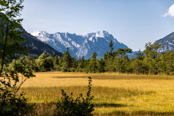 Traumhafter Zugspitzblick zwischen Eschenlohe und Garmisch