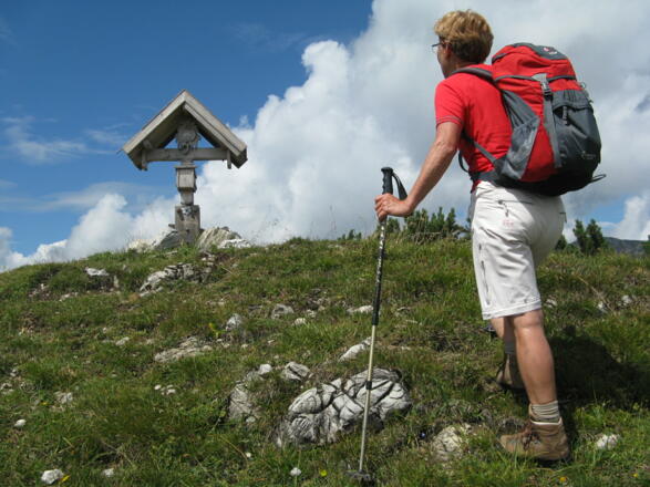 Schöllkopf, 1832 m; die Rundum-Aussicht zeigt Ziele für weitere Bergtage!