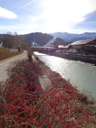 Partnachuferweg zu den Sprungschanzen