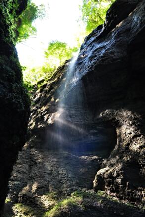 Nasses kommt oft von oben