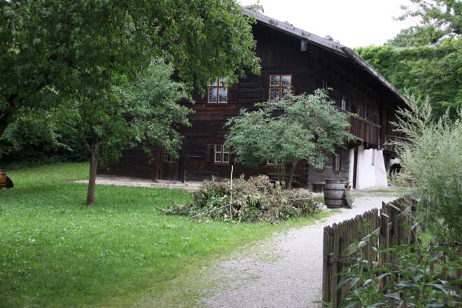 Das Lohmannhaus vom Museum Starnberger See.