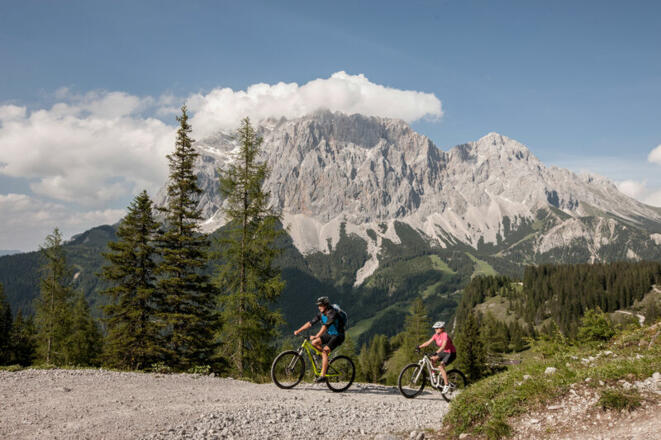 Mountainbike-Auffahrt in der Zugspitz Arena Bayern-Tirol