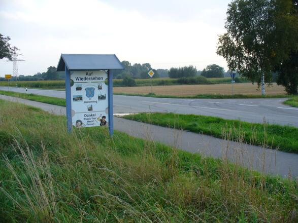 wir biegen rechts in den Urtelweg ein