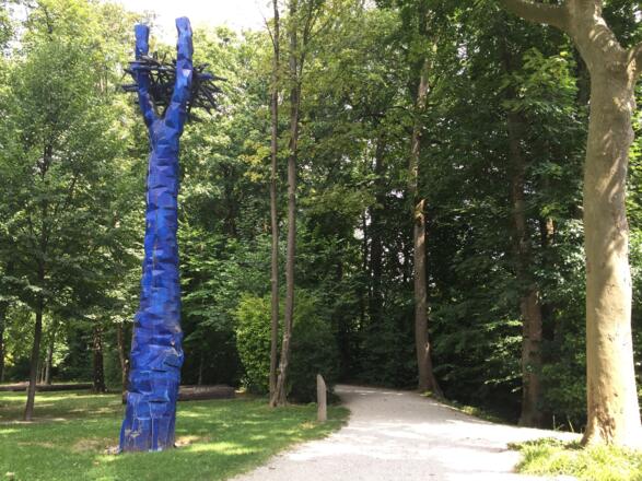 Stadtpark Erding, blaues Nest