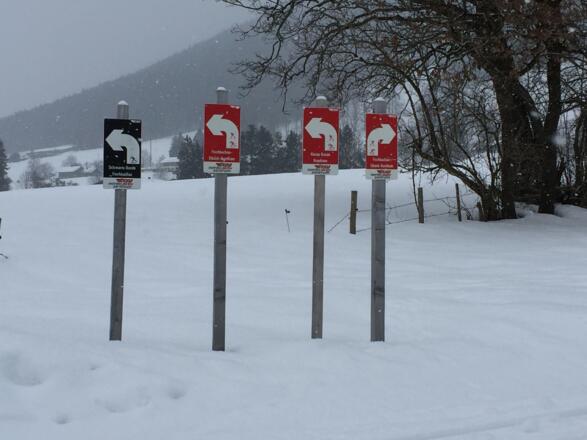 rechts bis zur Straße machbar.