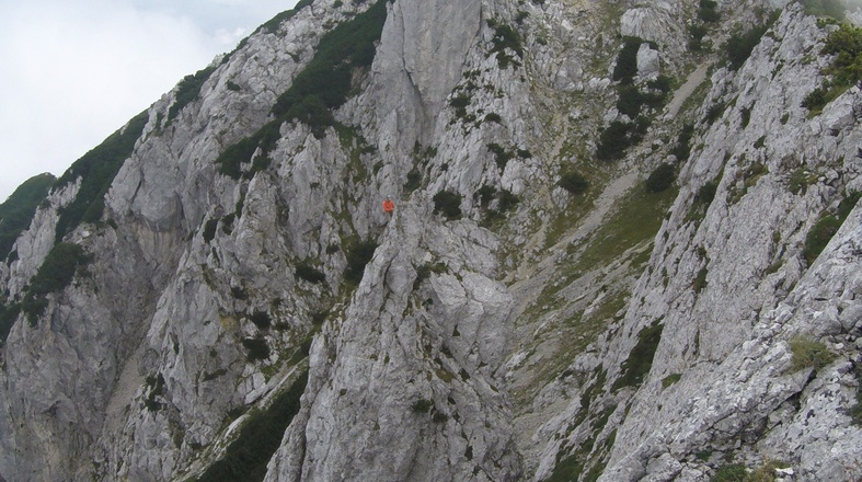 am Gipfel des Turms (Kontur leider kaum zu erkennen)