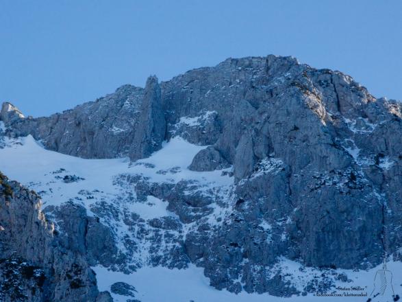 der Freilassinger Turm für Abenteuerkletterer - https://www.alpenvereinaktiv.com/de/tour/15486147/