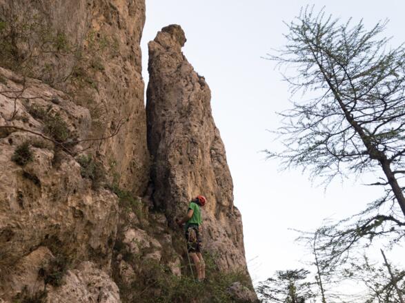 vom Standplatz den Kamin hochstemmen
