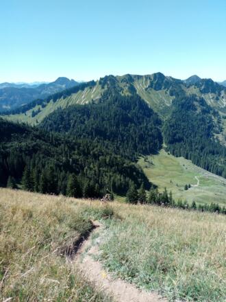 Abstieg zur Freudenreichalm, Blick zur Bodenschneid
