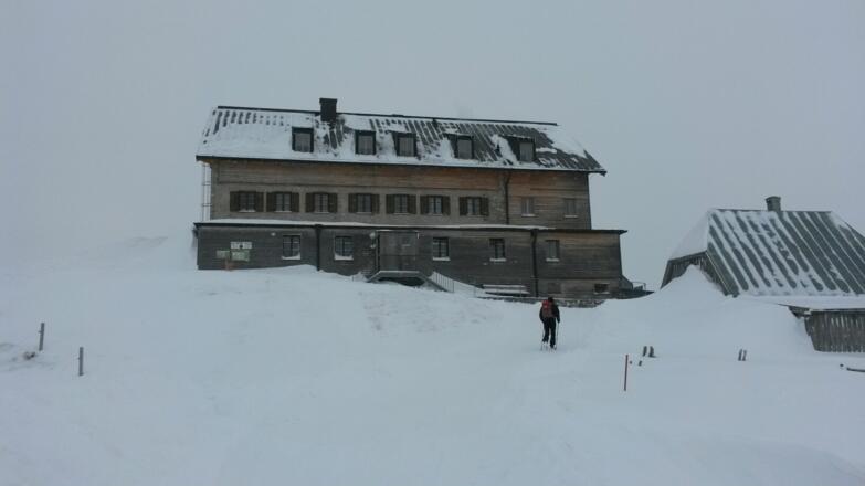 Montag, 12. Februar 2018 Rotwandhaus