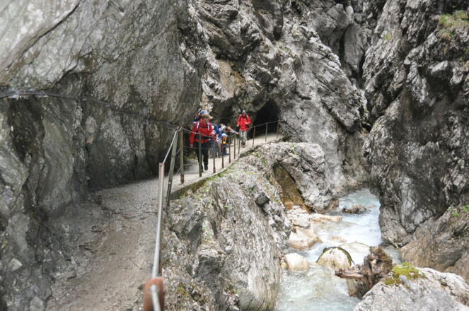 Höllentalklamm - gute Wege führen nach oben