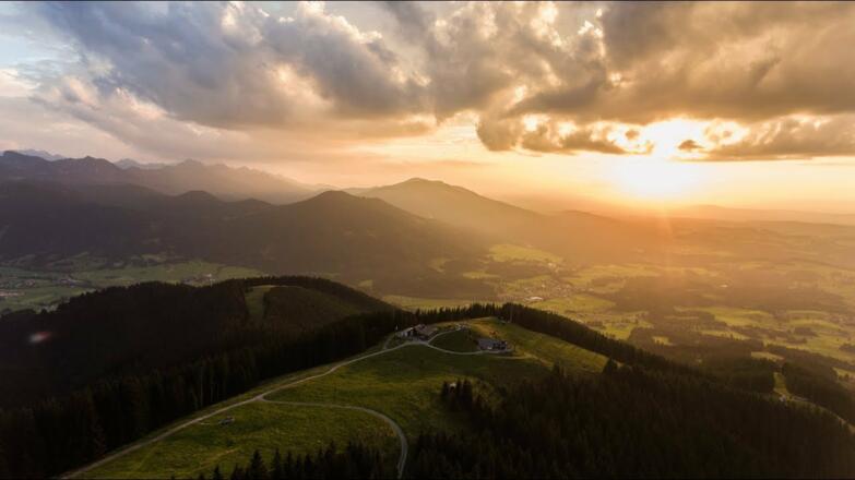 Hörnle Hütte im Sommer