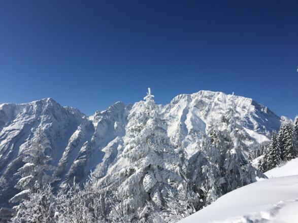 Aussicht vom Gipfelkreuz
