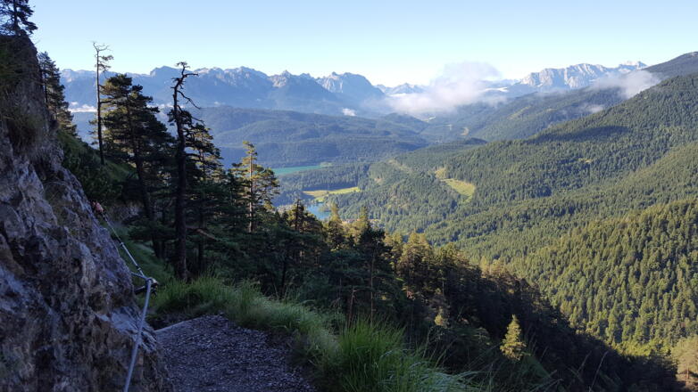 Kurze seilversicherte Stelle vor dem Wasserfall (Aufstieg)