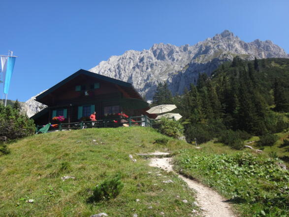 Hochland-Hütte in Sicht