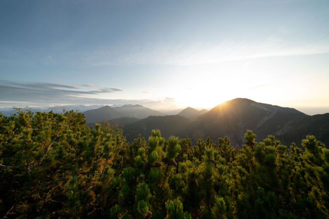 Blick vom Herzogstand zum Heimgarten