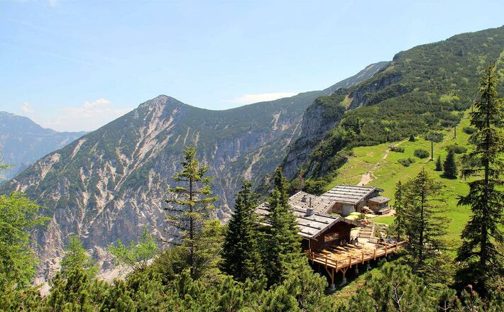 Die Almhütte Schlegelmulde am Predigtstuhl