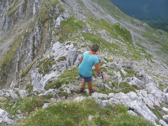 Abstieg zum Verbindungsgrat